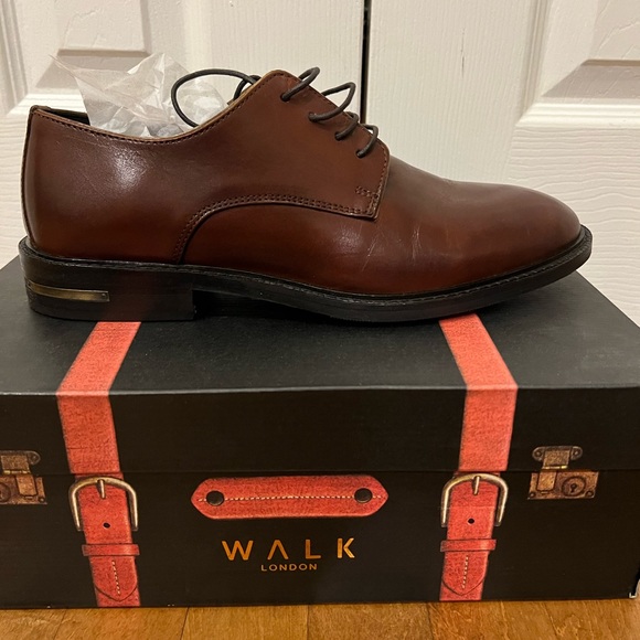 Walk London derby shoe. NWB. Size 9 brown - Picture 5 of 5